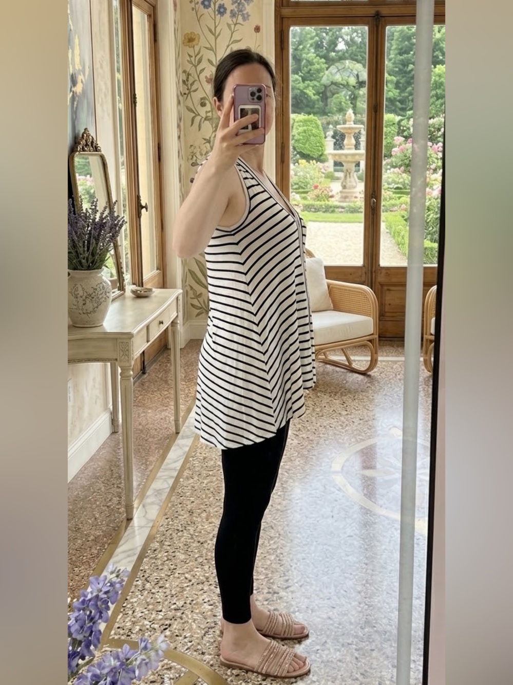 Comfy USA Black & White Striped Zip-Front Tank size M